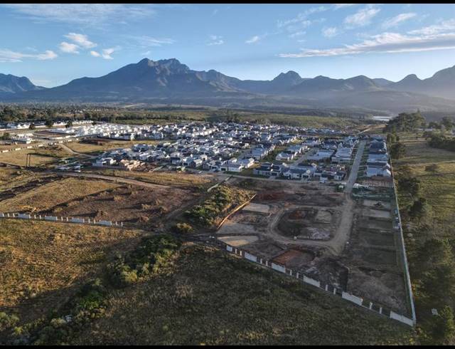 3 BEDROOM HOUSE FOR SALE IN KRAAIBOSCH PARK